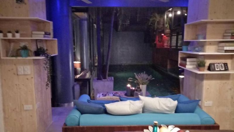 Blu Cabin Ari Stylish Gay Poshtel By Zuzu - Lobi