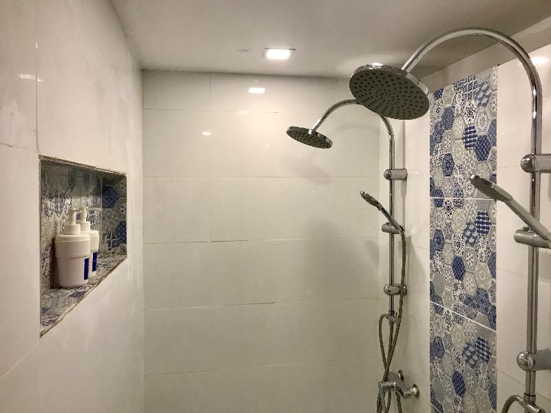 Blu Cabin Ari Stylish Gay Poshtel By Zuzu - Oda