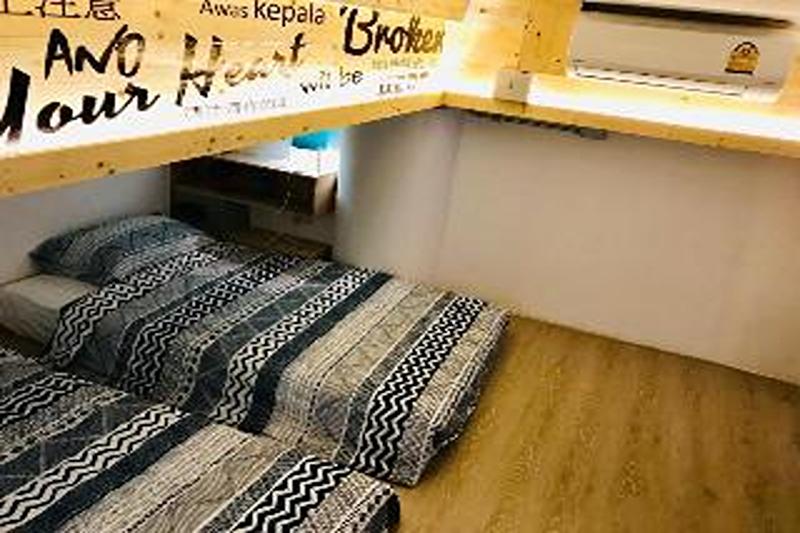 Blu Cabin Ari Stylish Gay Poshtel By Zuzu - Oda