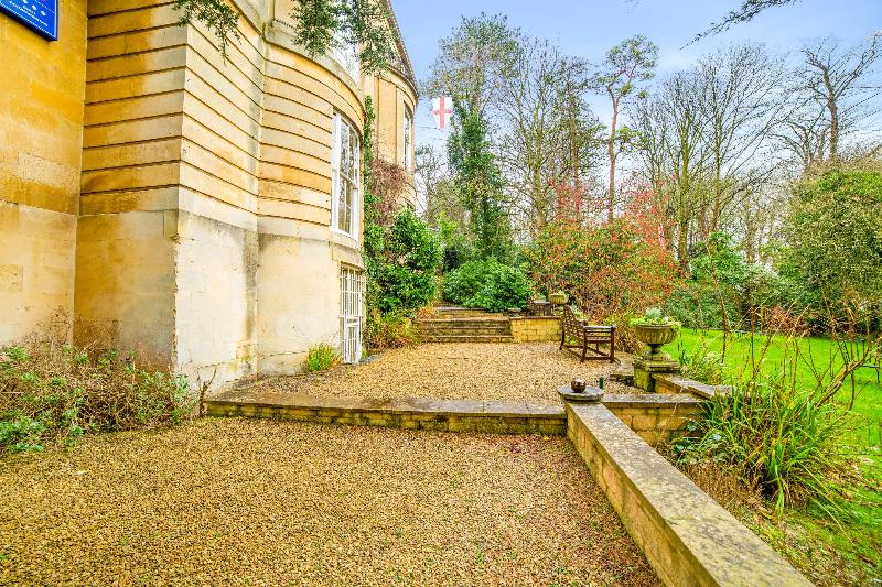 OYO Bailbrook Lodge, Bath - Genel