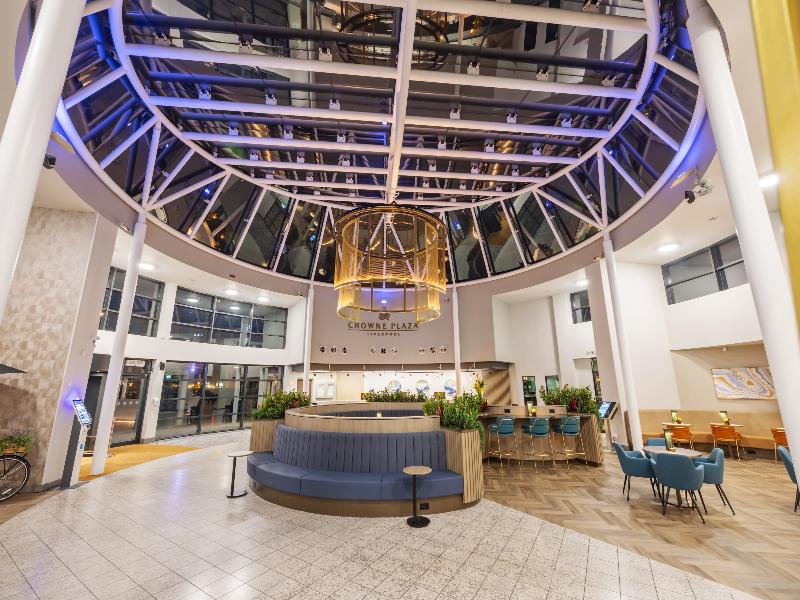 Crowne Plaza Liverpool City Centre - Lobi