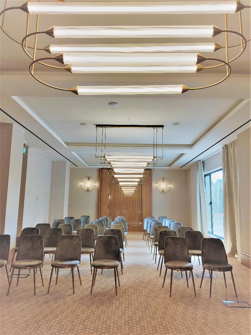At Herbal Hotel - Toplantı