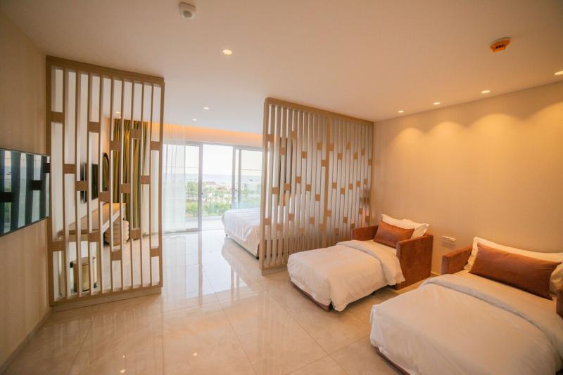 At Herbal Hotel - Oda
