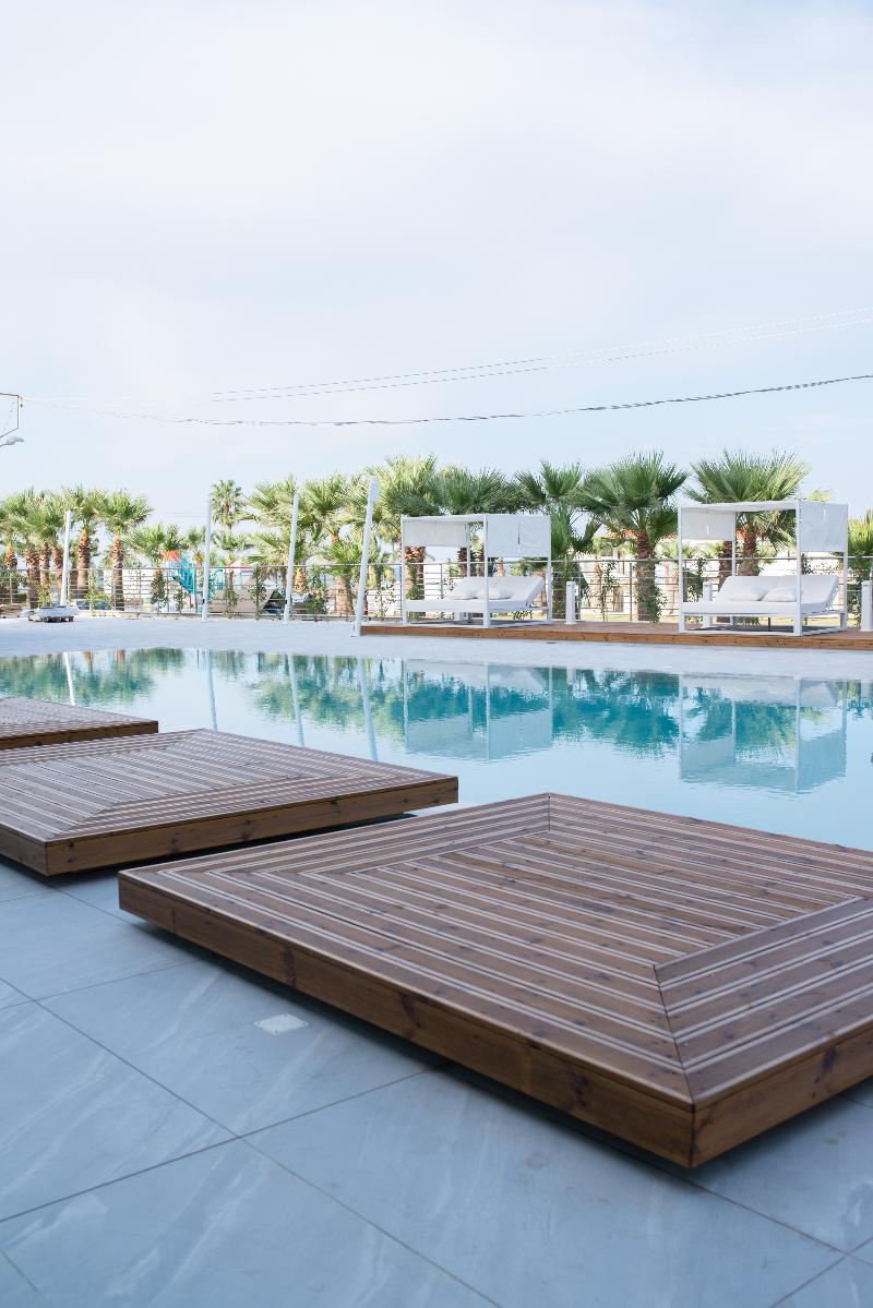 At Herbal Hotel - Havuz