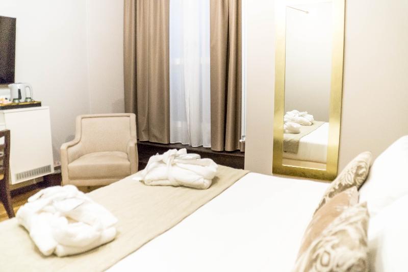Intomilan Aparthotel Galleria Duomo - Oda