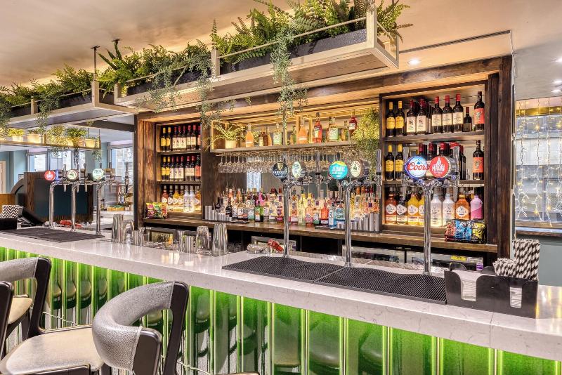 Premier Inn Glasgow City - George Square - Bar