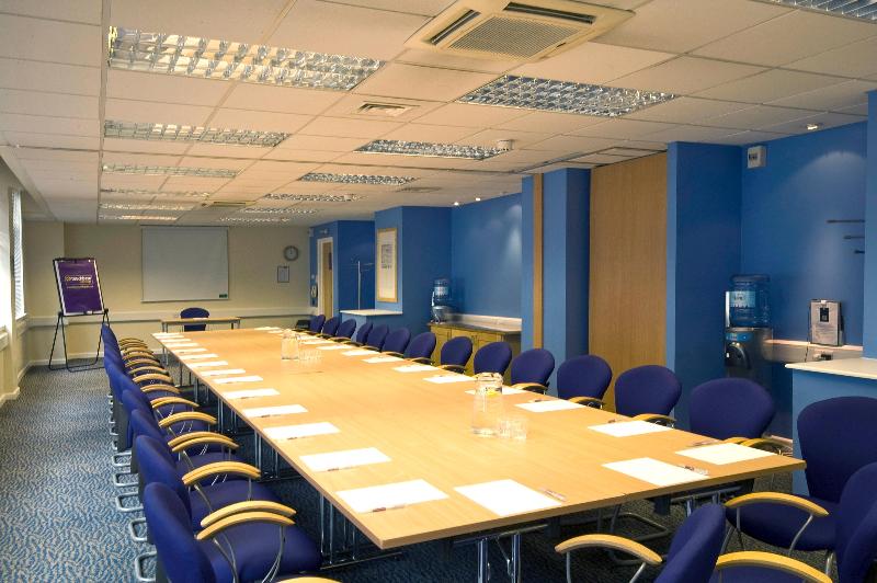 Premier Inn Glasgow City - George Square - Toplantı