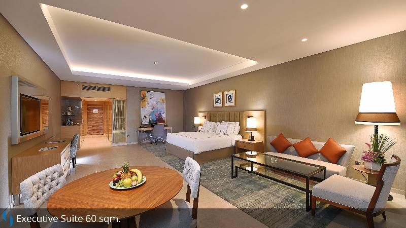 Grand Cosmopolitan Hotel - Oda