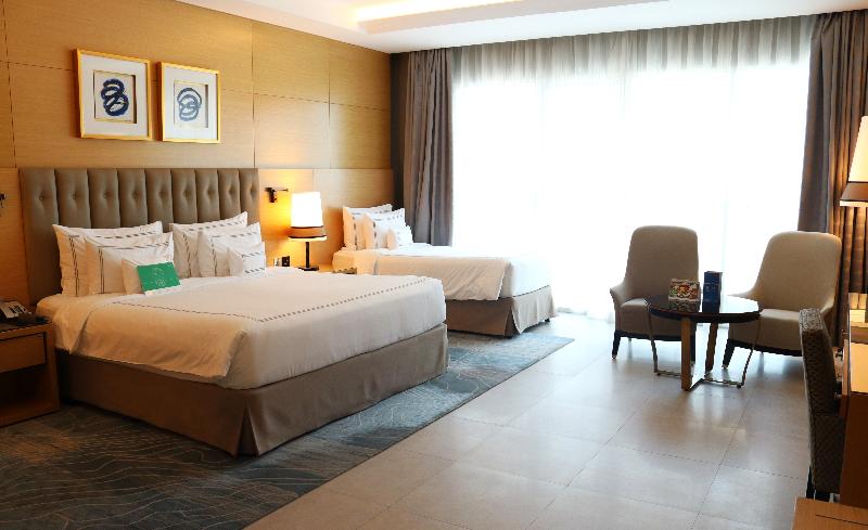 Grand Cosmopolitan Hotel - Oda