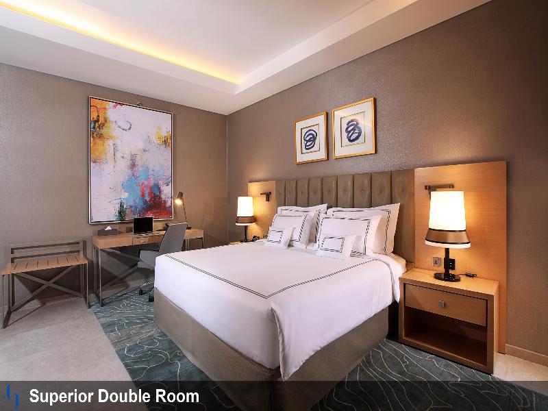 Grand Cosmopolitan Hotel - Oda