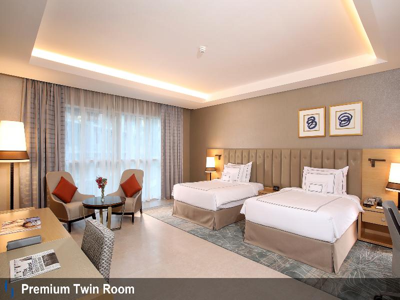 Grand Cosmopolitan Hotel - Oda