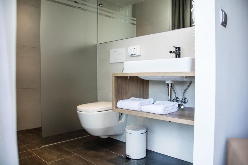 Rocket Rooms Velden - Oda