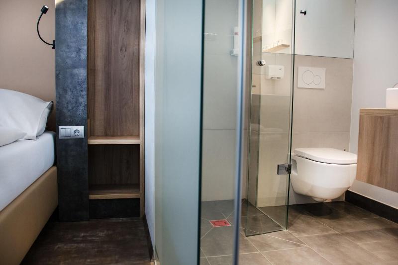 Rocket Rooms Velden - Oda