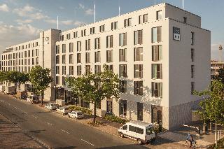 Holiday Inn - the niu, Leo Nuremberg fotoÄŸrafÄ±