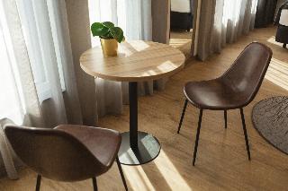 Holiday Inn - the niu, Leo Nuremberg fotoÄŸrafÄ±