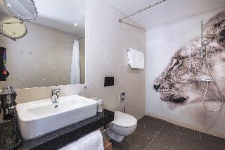 Holiday Inn - the niu, Leo Nuremberg fotoÄŸrafÄ±