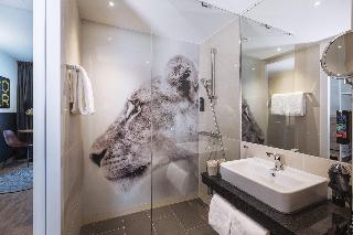 Holiday Inn - the niu, Leo Nuremberg fotoÄŸrafÄ±