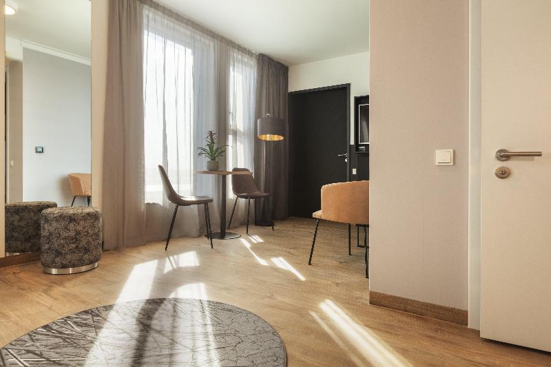 Holiday Inn - the niu, Leo Nuremberg - Oda
