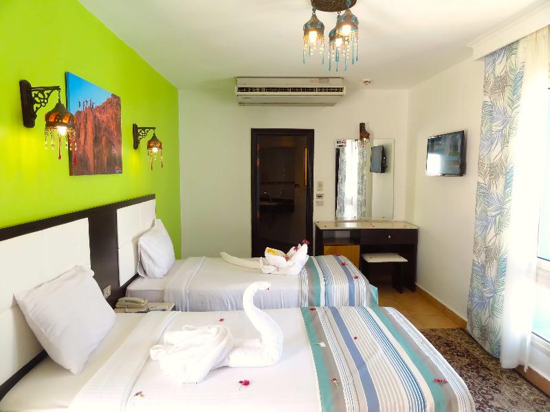 Naama Blue Hotel - Oda