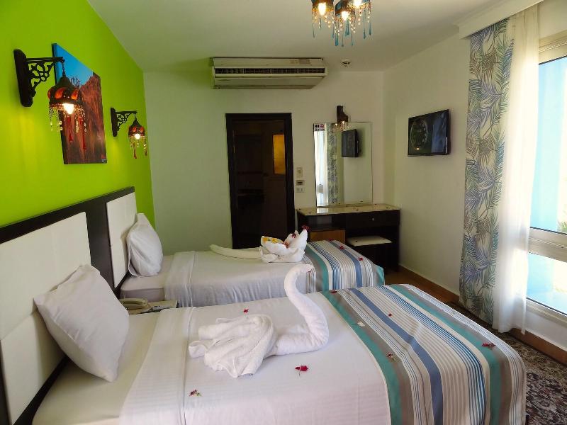 Naama Blue Hotel - Oda