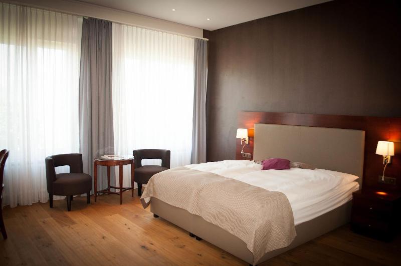 Romantik Hotel Beau - Rivage Weggis - Oda