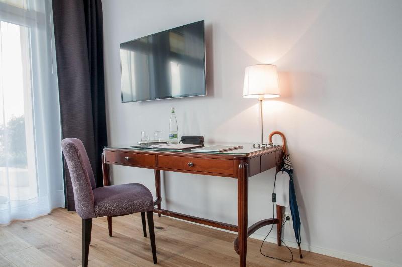 Romantik Hotel Beau - Rivage Weggis - Oda