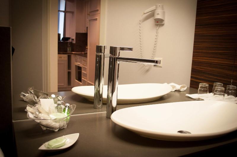 Romantik Hotel Beau - Rivage Weggis - Oda