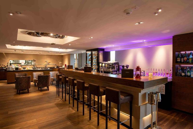 ILLUSTER - Bar