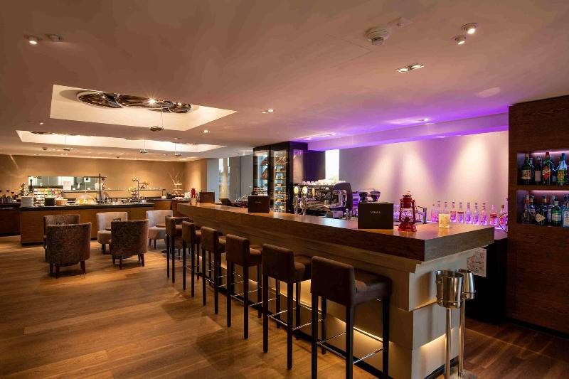 ILLUSTER - Bar