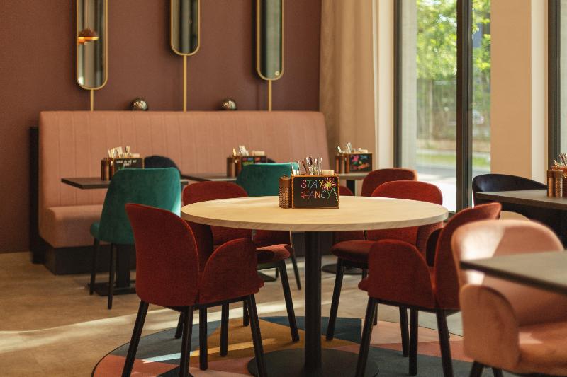 Holiday Inn - the niu, Loco Munich North - Restoran