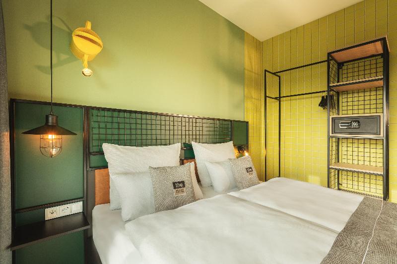 Holiday Inn - the niu, Dwarf Berlin Schöneberg - Oda