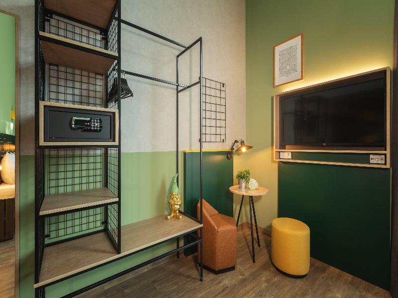 Holiday Inn - the niu, Dwarf Berlin Schöneberg - Oda
