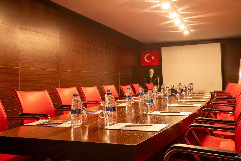 Best Western Plus Khan Hotel - Toplantı