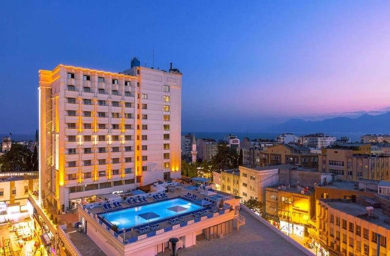 Best Western Plus Khan Hotel - Genel