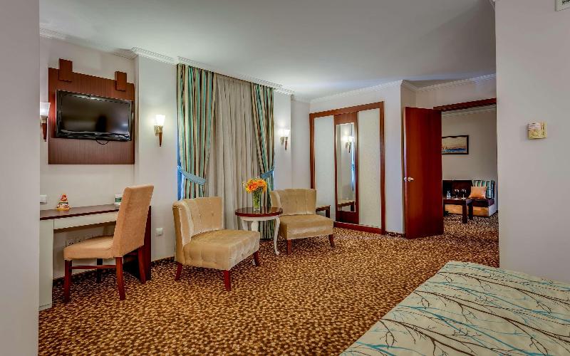 Best Western Plus Khan Hotel - Genel