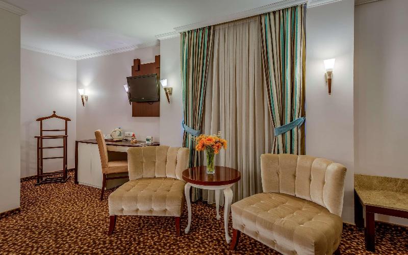 Best Western Plus Khan Hotel - Genel