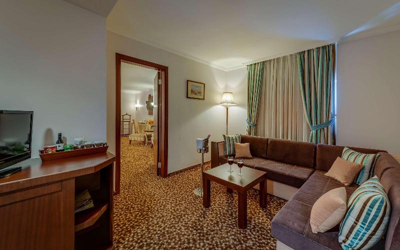 Best Western Plus Khan Hotel - Oda