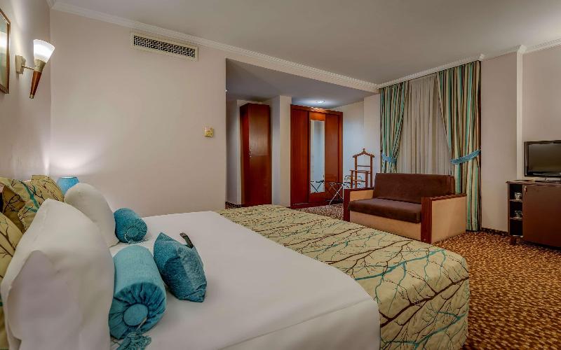 Best Western Plus Khan Hotel - Oda