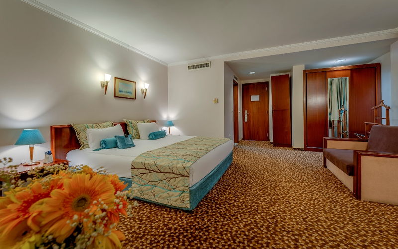 Best Western Plus Khan Hotel - Oda