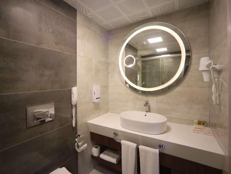 Best Western Plus Khan Hotel - Oda