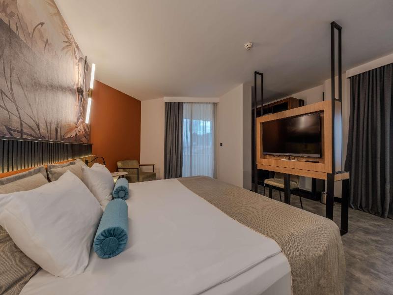 Best Western Plus Khan Hotel - Oda