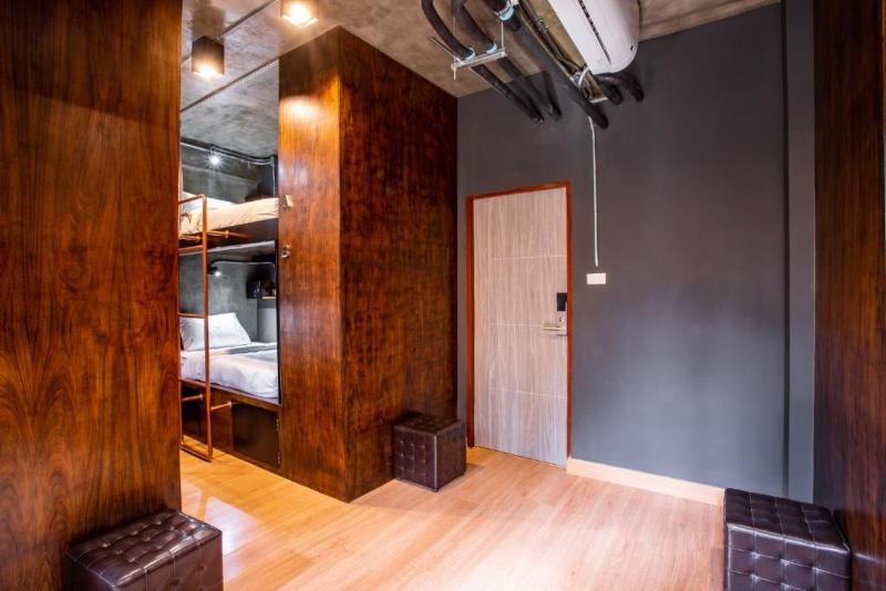 Kaen Hostel by ZUZU - Oda