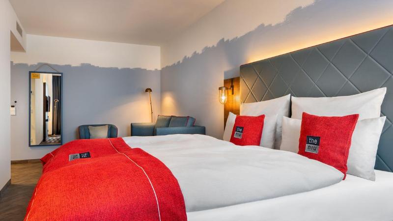 Holiday Inn - The niu, Keg Hamburg Ost - Oda