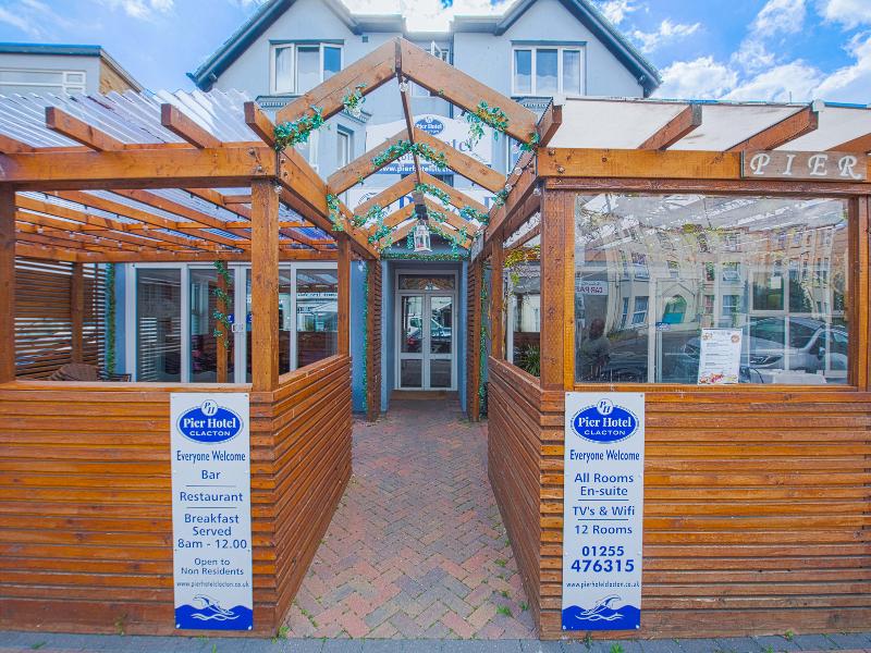 OYO Pier Hotel - Genel