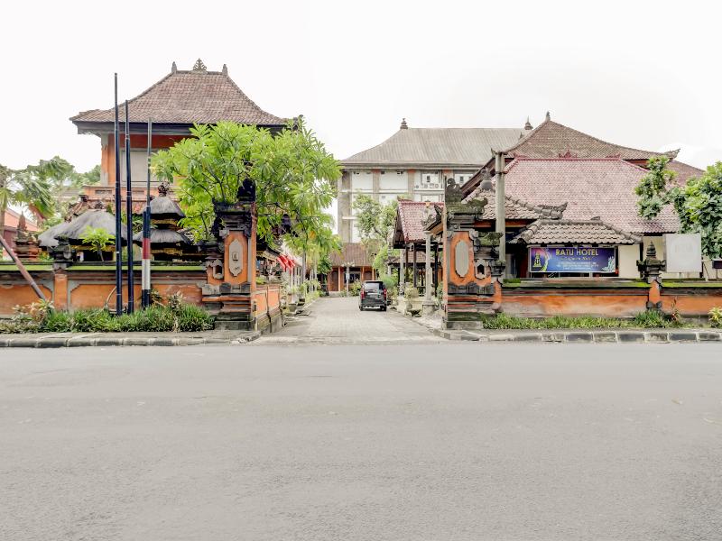 Super OYO 3261 Hotel Ratu - Genel