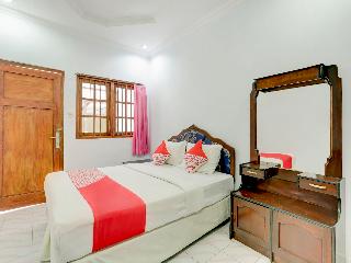Super OYO 3261 Hotel Ratu fotoÄŸrafÄ±