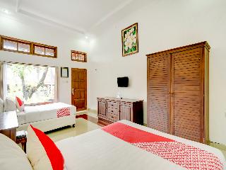 Super OYO 3261 Hotel Ratu fotoÄŸrafÄ±