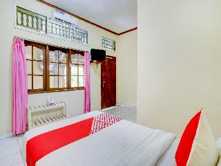 Super OYO 3261 Hotel Ratu fotoÄŸrafÄ±