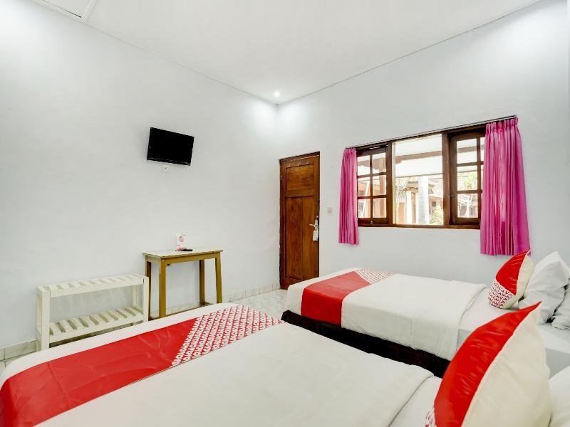 Super OYO 3261 Hotel Ratu - Oda