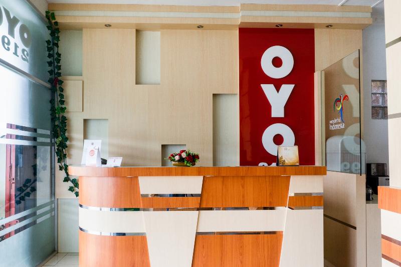 OYO 2199 Mandiri Guest House - Lobi